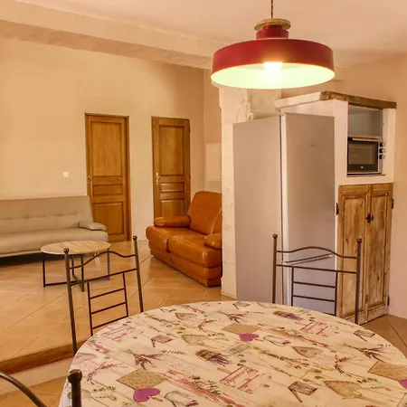 Le Hameau Fleur De Pierres , , Et Table D'hotes