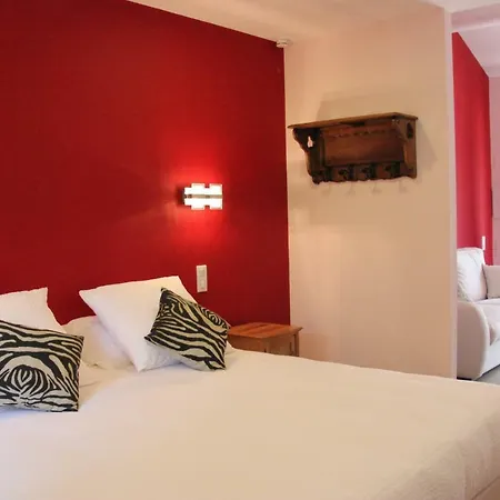 Le Hameau Fleur De Pierres , , Et Table D'hotes 3* Murs (Vaucluse)